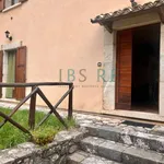 Rent 6 bedroom house of 150 m² in Leonessa