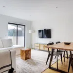 Rent 2 bedroom apartment of 700 m² in Lisbon