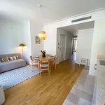 Rent 2 bedroom apartment of 62 m² in lisbon