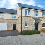 Rent 5 bedroom house in South East England