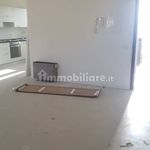 Affitto 2 camera appartamento di 75 m² in Brescia