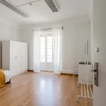 Rent a room of 369 m² in Lisboa