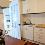 Rent 2 bedroom apartment of 60 m² in Lisbon