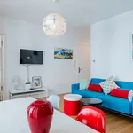 Rent 2 bedroom apartment of 70 m² in Berlin