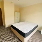 Rent 7 bedroom house in Swansea