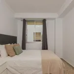 Rent 5 bedroom apartment in Valencia