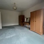 Rent 4 bedroom house in West Midlands