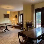 Rent 5 bedroom apartment of 160 m² in Roma