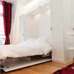 Appartement de 35 m² avec 1 chambre(s) en location à Paris