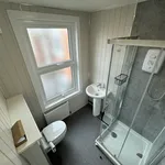 Rent 5 bedroom house in Leicester