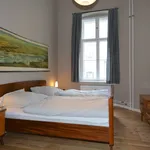 Rent 4 bedroom apartment of 130 m² in Berlin