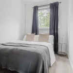 Miete 3 Schlafzimmer wohnung von 63 m² in Berlin