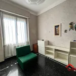 Rent 3 bedroom apartment of 90 m² in Genoa