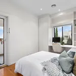 Rent 2 bedroom apartment in Melbourne