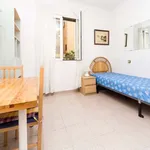 Rent a room of 63 m² in madrid