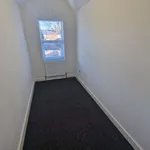 Rent 6 bedroom house in West Midlands