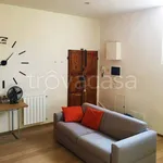 Rent 2 bedroom apartment of 65 m² in Firenze