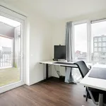 Huur 4 slaapkamer appartement van 75 m² in Noordelijke IJ-oevers-West