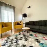 Rent 2 bedroom apartment of 87 m² in Prague