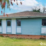 Rent 3 bedroom house of 575 m² in  West Tamworth NSW 2340                        