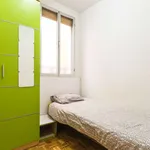 Rent a room of 118 m² in madrid