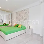 Rent 2 bedroom apartment of 65 m² in Roma