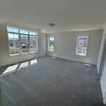 Maison de 3089 m² avec 4 chambre(s) en location à Clarington (Newcastle)