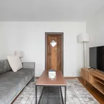 Rent 1 bedroom apartment of 46 m² in paris