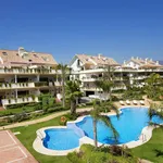 Rent 2 bedroom apartment of 175 m² in Marbella