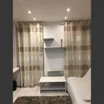 Rent 1 bedroom apartment in Paris