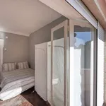 Rent a room in lisbon