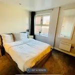 Rent 2 bedroom apartment in Yorkshire And The Humber