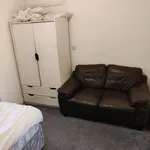 Rent 1 bedroom flat in East Midlands