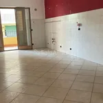 Affitto 4 camera appartamento di 130 m² in Reggio di Calabria