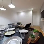 Rent a room of 160 m² in madrid