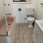 Rent 3 bedroom apartment in Warrawong