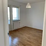 Rent 3 bedroom apartment of 60 m² in Malmo