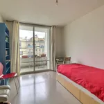 Appartement de 70 m² avec 2 chambre(s) en location à Paris