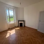 Maison de 109 m² avec 4 chambre(s) en location à PithiviersT