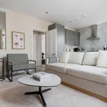 Rent 2 bedroom apartment of 47 m² in London