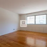 Rent 4 bedroom apartment of 250 m² in Porto