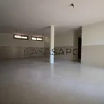 Rent 4 bedroom house of 270 m² in Cidade da Maia