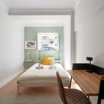 Rent 7 bedroom apartment in Lisbon