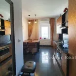 Rent 3 bedroom apartment of 92 m² in Split