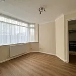 Rent 2 bedroom flat in Moordown