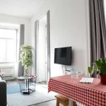 Rent 1 bedroom apartment of 40 m² in lisbon