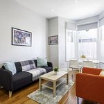 Rent 2 bedroom flat of 732 m² in London