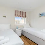 Rent 2 bedroom flat in Brighton Marina