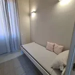 Rent 3 bedroom apartment of 85 m² in Milan