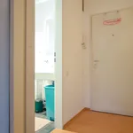 Miete 2 Schlafzimmer wohnung von 37 m² in Köln